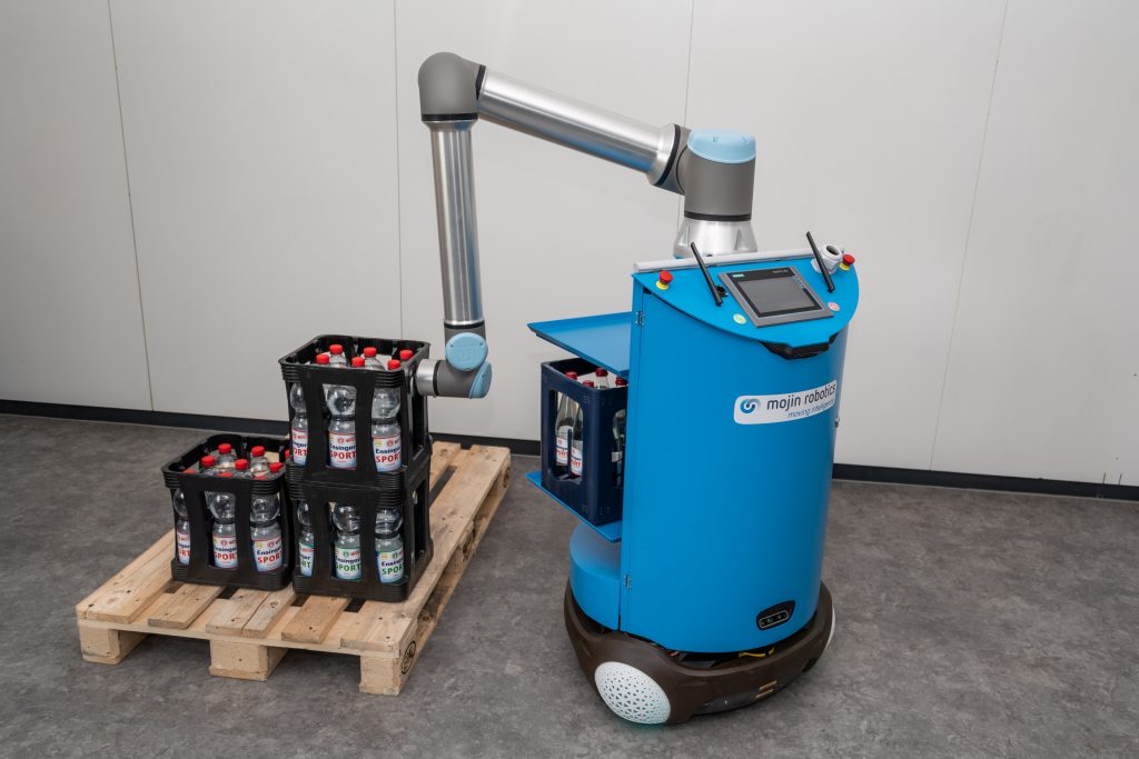 In einem der geförderten Projekte des KI-Innovationswettbewerbs entstehen beispielsweise  Technologien für das roboterbasierte Greifen von Getränkekisten.